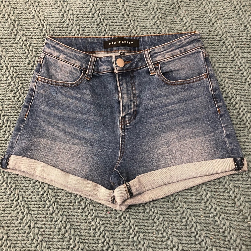 Prosperity High Rise Mom Shorts